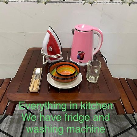 Affordable Homestay Thành Pho Ho Chí Minh Esterno foto