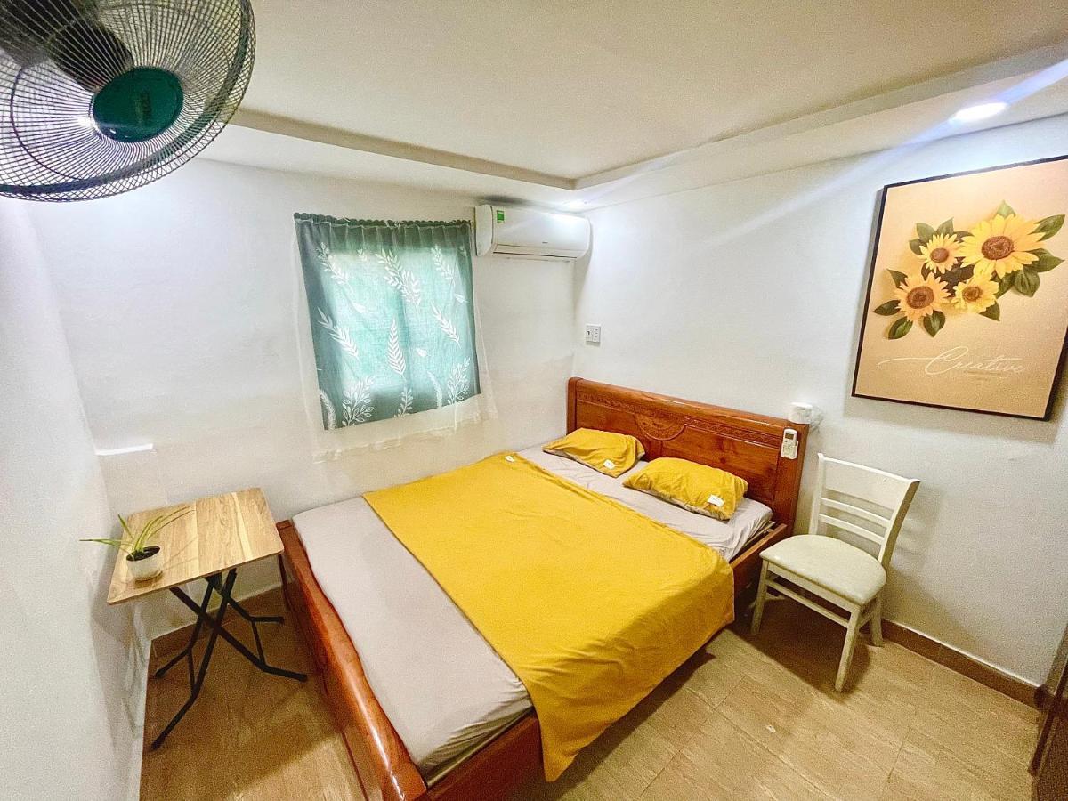 Affordable Homestay Thành Pho Ho Chí Minh Esterno foto